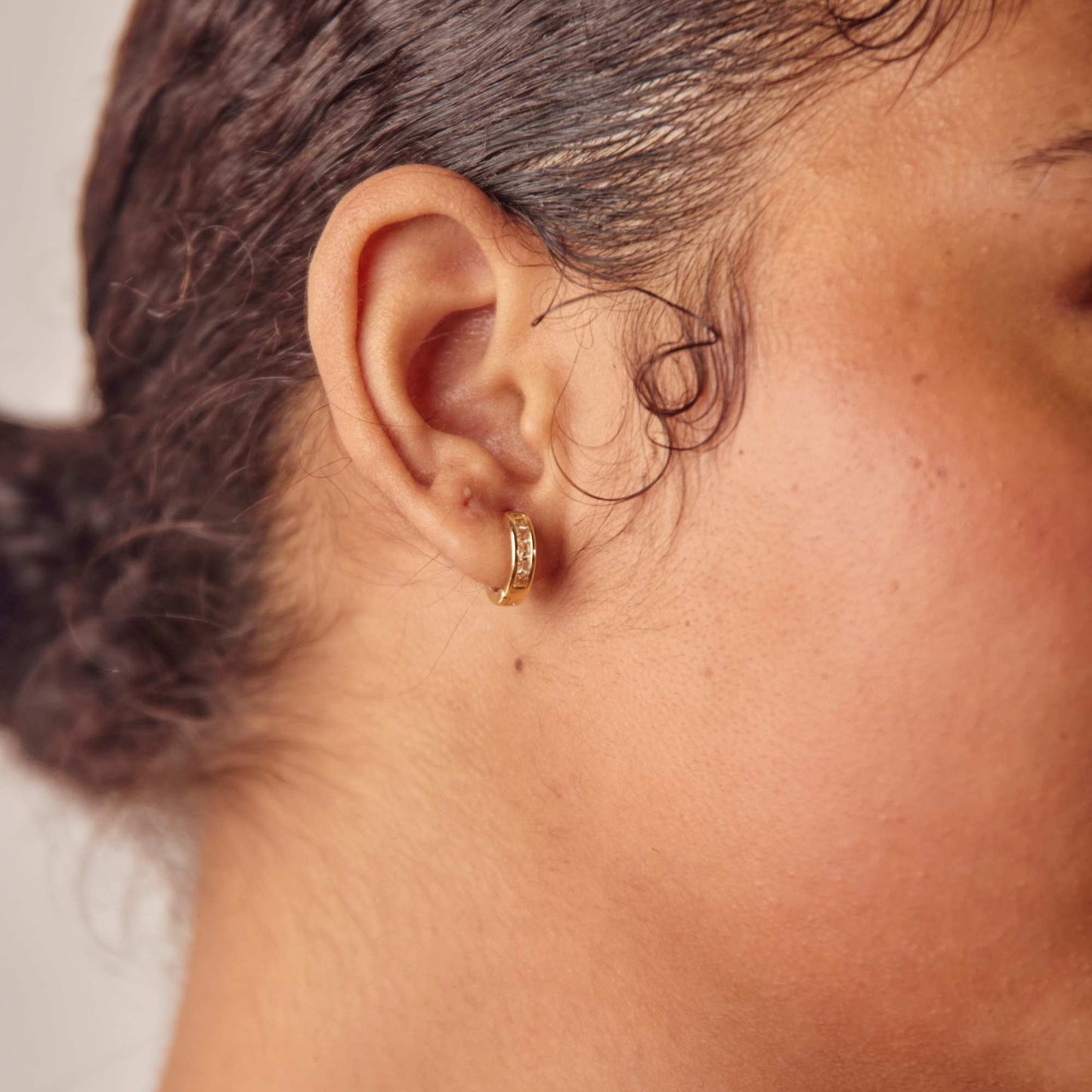Classic huggie hoop earring
