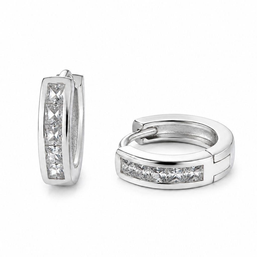 Classic huggie hoop earring(2)